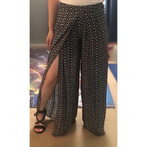 Zinga Wide leg split pants